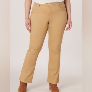 NWT Ab"solution® High Rise Itty Bitty Boot Plus Size 14W Pants